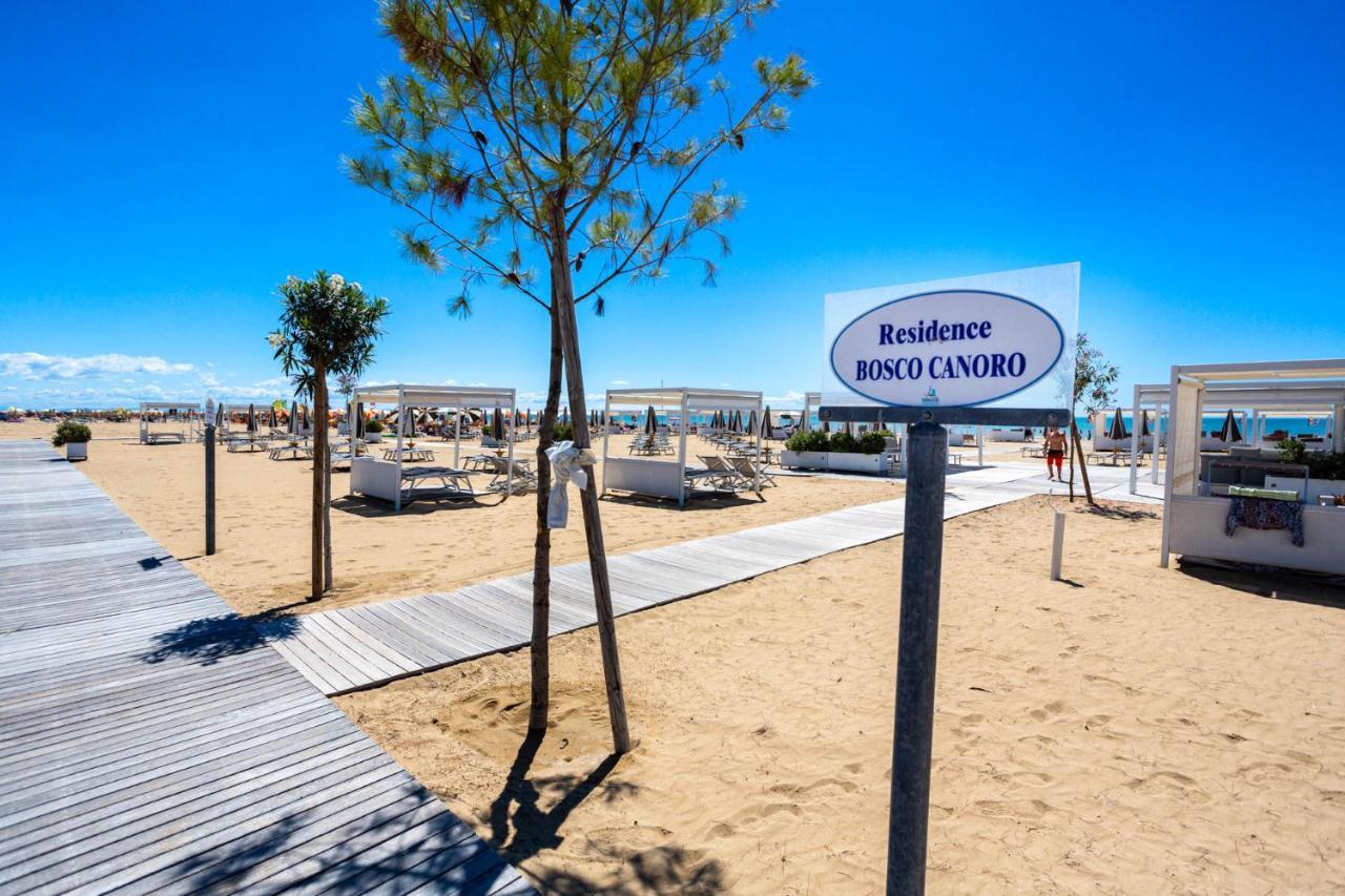 Bosco Canoro Bibione Resort Екстер'єр фото